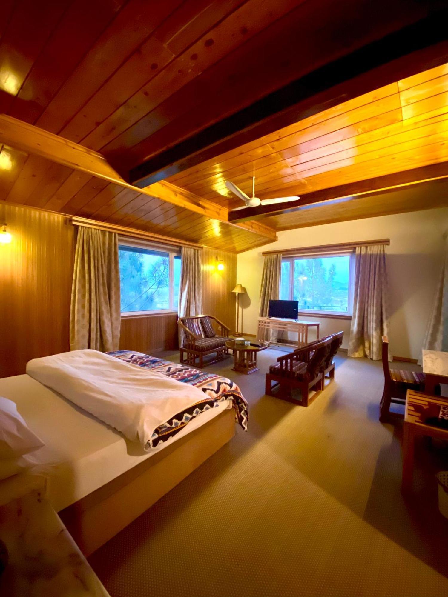 Rock City Resort Saidu Sharif 외부 사진