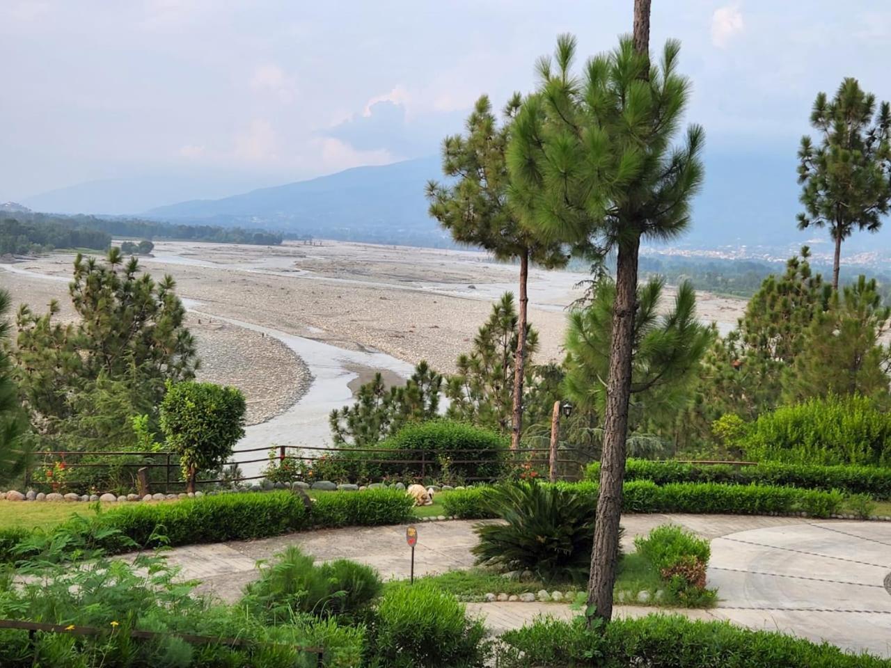 Rock City Resort Saidu Sharif 외부 사진
