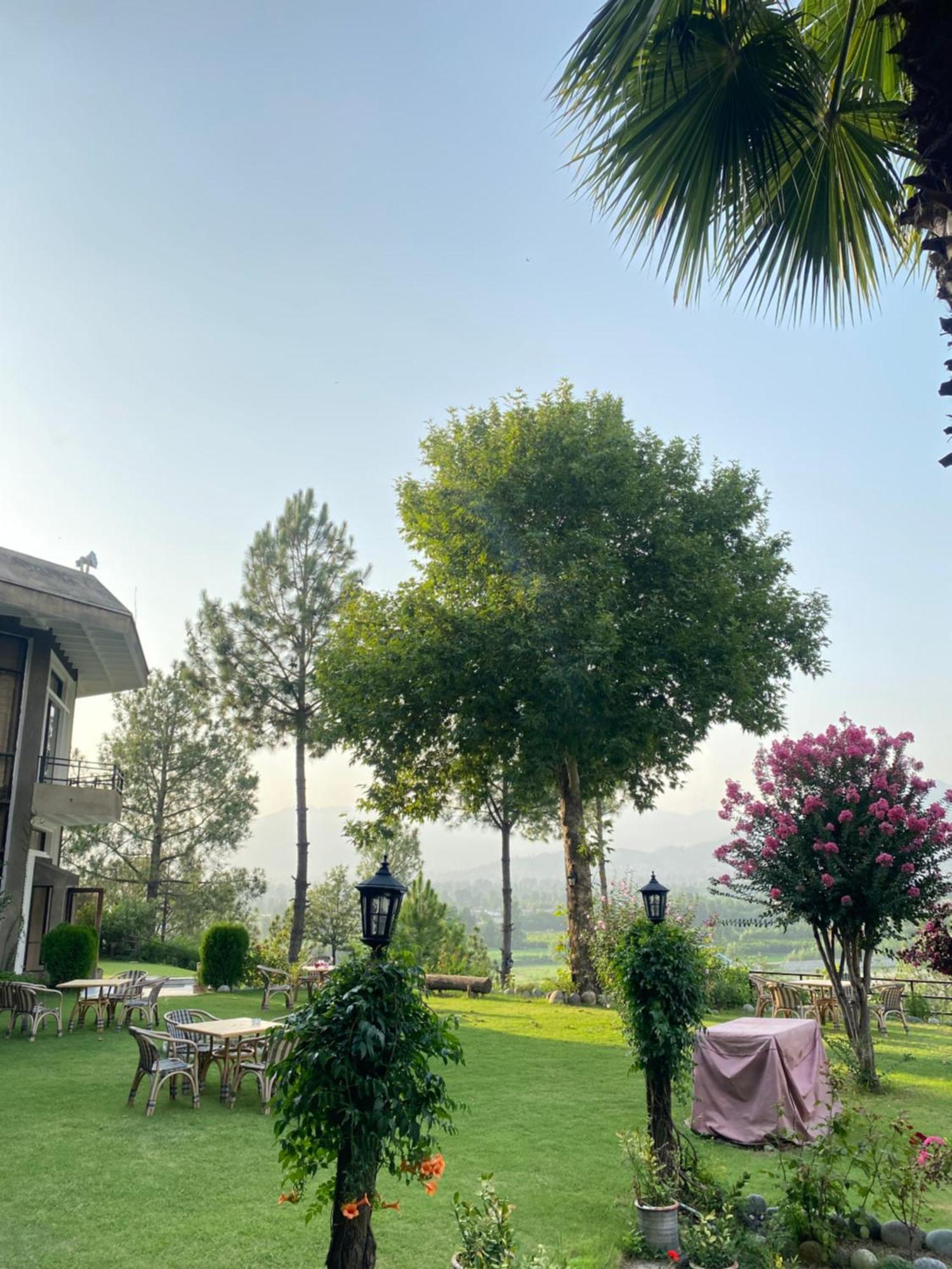 Rock City Resort Saidu Sharif 외부 사진