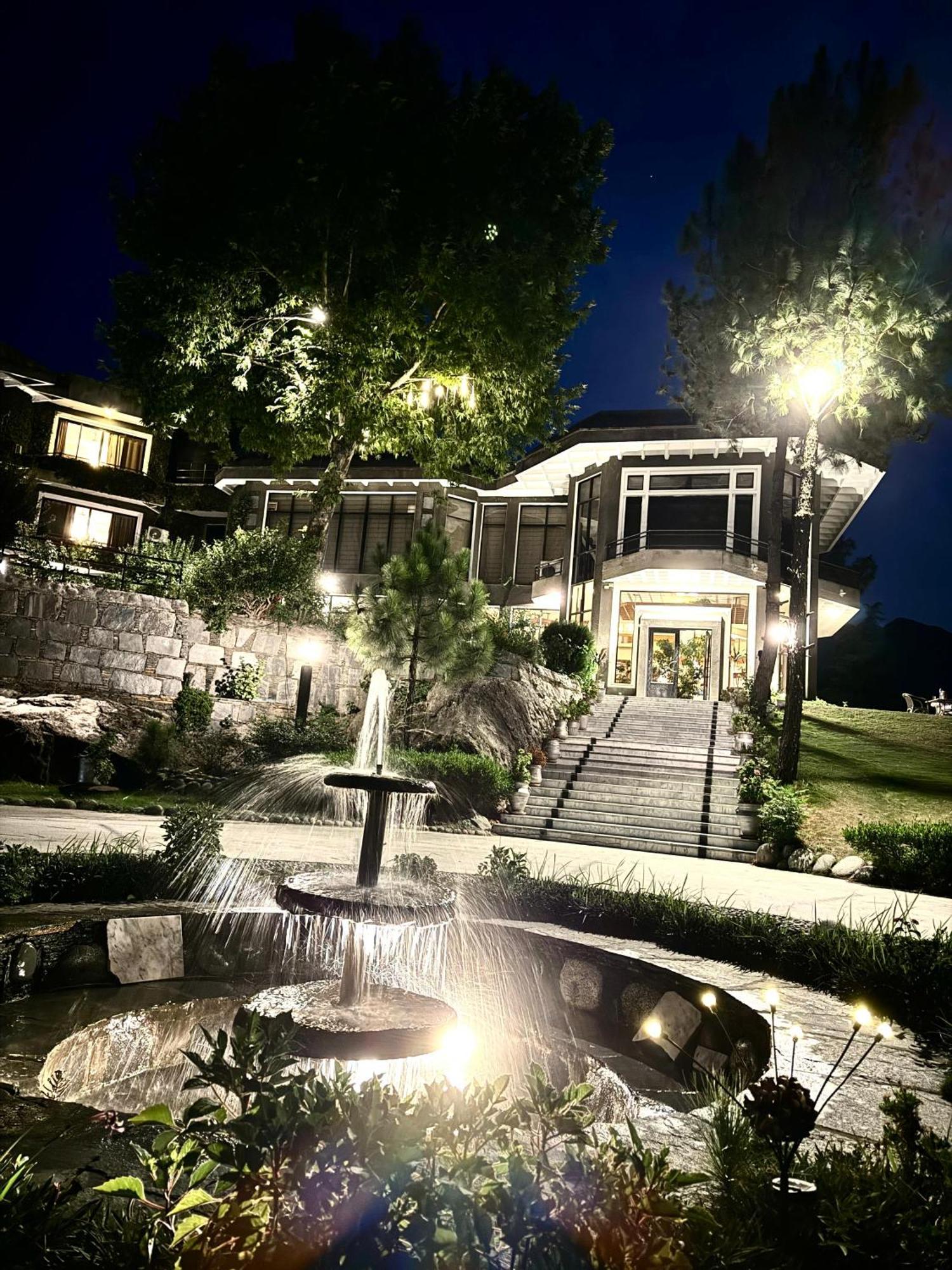 Rock City Resort Saidu Sharif 외부 사진